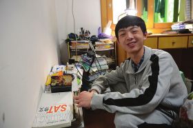 高三少年回家自学考上美国5所大学