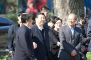 习近平到北京大学参观 听同学们朗诵《沁园春·长沙》