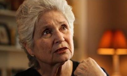 [视频]50年前英秘密实验 女孩教海豚说话被爱上