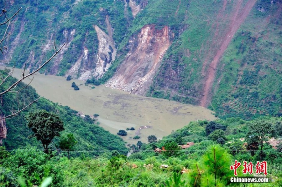 [视频]牛栏江堰塞湖水位不断上升