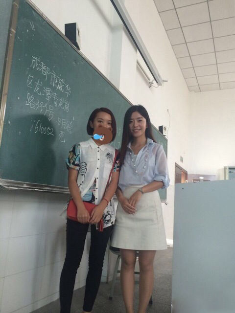 [视频]“最美日语老师”走红 学生太多换大教室