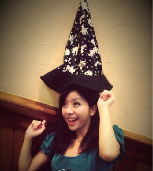 [视频]“最美日语老师”走红 学生太多换大教室