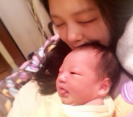 [视频]汪小菲大S庆结婚四周年：北京台北都是家