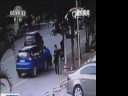 [视频]广西南宁：越野车撞11车致1死10伤