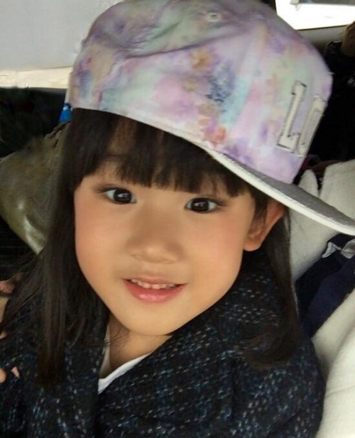 [视频]贝儿化妆变样撞脸刘亦菲 网友惊呼认不出 