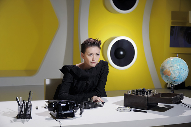 [视频]孙燕姿新单曲《RADIO》曝光 MV大玩无重力