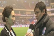 [视频]范志毅接受采访太专注 握央视美女右手210秒