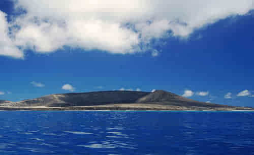 [视频]太平洋海底火山喷发 3个月催生一座新岛