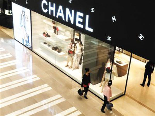 [视频]香奈儿中国内地降价20%