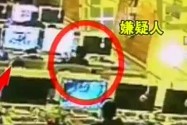 长沙：网吧顾客凌晨打盹 桌上手机被人“摸”走