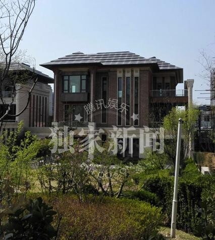 [视频]汪峰章子怡四千万婚房曝光 装修奢华媲美皇宫