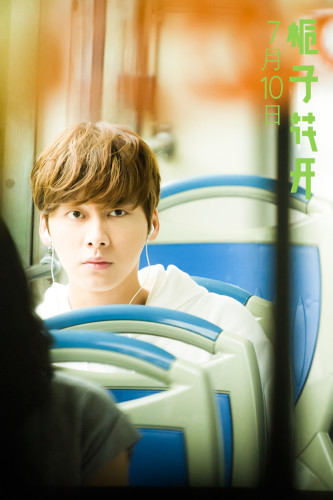 [视频]《栀子花开》曝李易峰《年少有你》浪漫MV