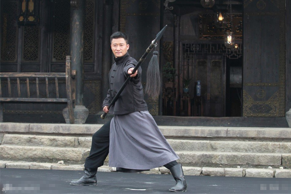 [视频]刘青云古天乐再合作 彭于晏络腮胡子萌萌哒