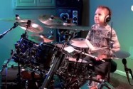 [视频]7岁天才鼓手演奏Rush名曲《Tom Sawyer》