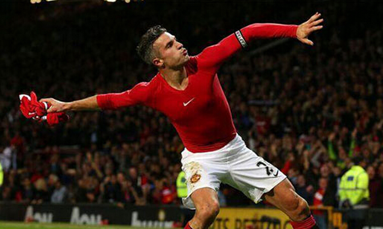 [视频]范佩西飞抵土耳其签约在即:迫不及待想见球迷