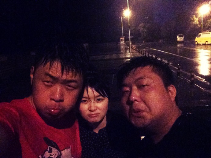 [视频]坚持就是胜利！杜海涛夜跑2个月瘦身明显