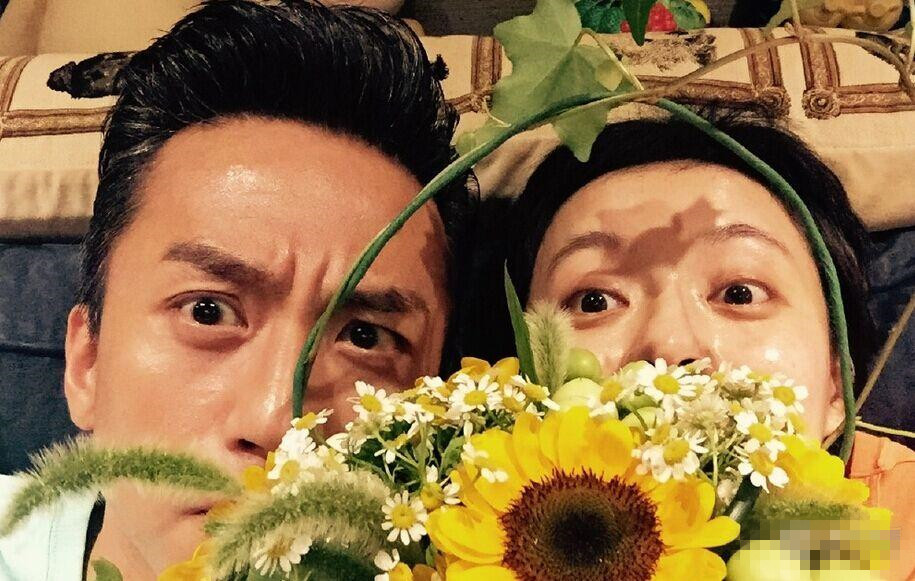 [视频]孙俪平常日子送老公鲜花 邓超：感动到了