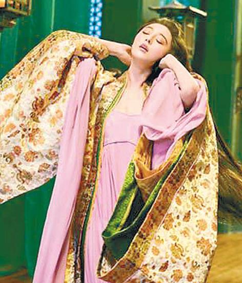 [视频]范冰冰说“马震”拍得很漂亮 李晨自称“牛震”