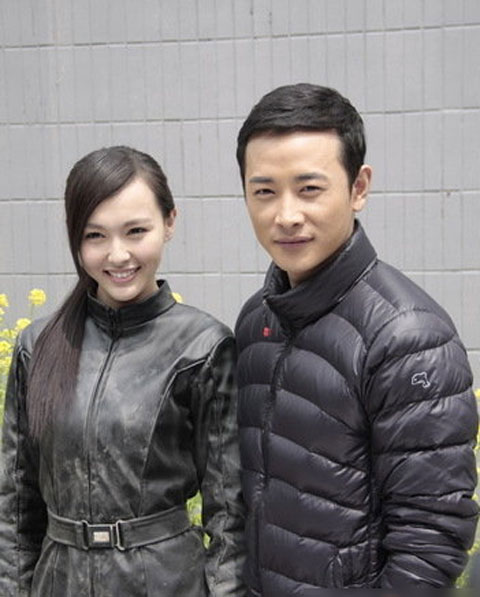 唐嫣罗晋公布恋情称 唐父亲为此没少操心  