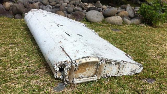 马来西亚总理：留尼汪岛飞机残骸属于马航MH370