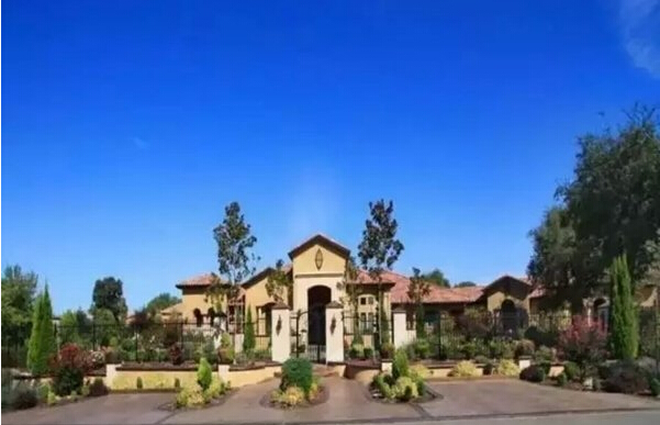 [视频]令完成美国250万豪宅奢华内景曝光 设6个洗手间