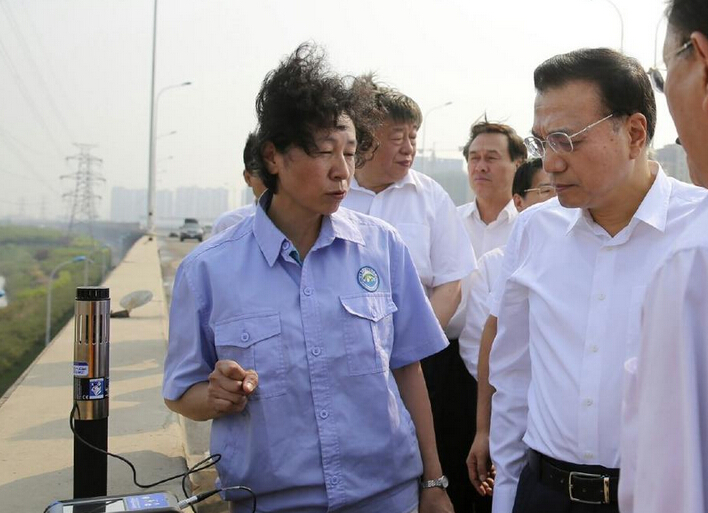 [视频]李克强抵达天津港事故现场：彻查事故原因 英雄没有编外