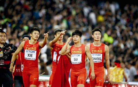 视频中国队男子4x100米接力获银牌取得历史性突破