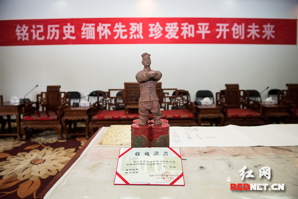 中国人民抗日战争胜利受降纪念馆永久收藏展出《最后的胜利》雕塑