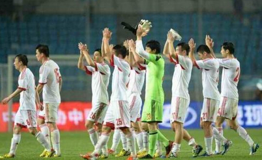 [视频]U18邀请赛 中国1-2乌兹别克斯坦 冯博轩建功遭中亚狼逆转