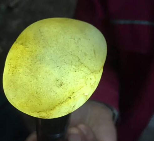 [视频]疯狂的石头：普通石英 并非宝石