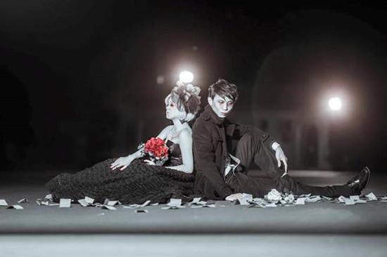 [视频]墓地拍新婚照 这样的“创意”少来