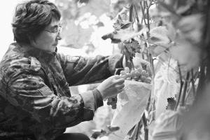 [视频]十万斤葡萄遇连续阴雪天 三年辛苦要泡汤