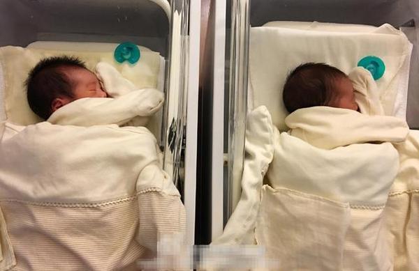 [视频]林志颖双胞胎儿子满月 睡姿一致网友纷纷献祝福