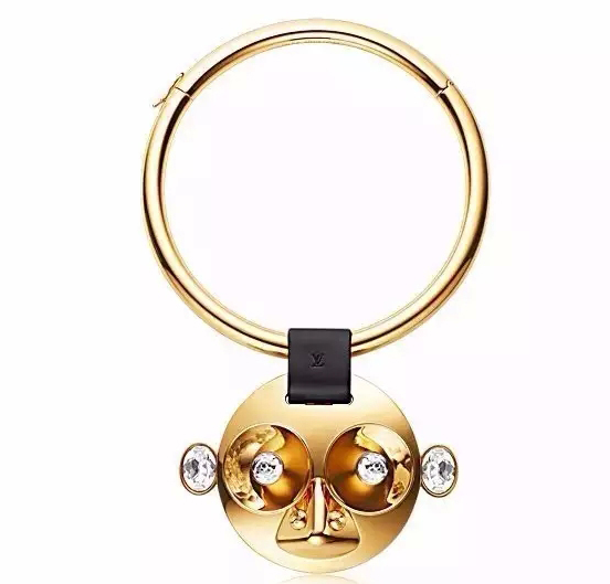 [视频]各大奢侈品牌推猴年限量版 实力比丑不能更丑