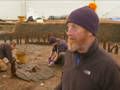 [视频]考古新发现：“英国庞贝” 青铜时代车轮抢眼