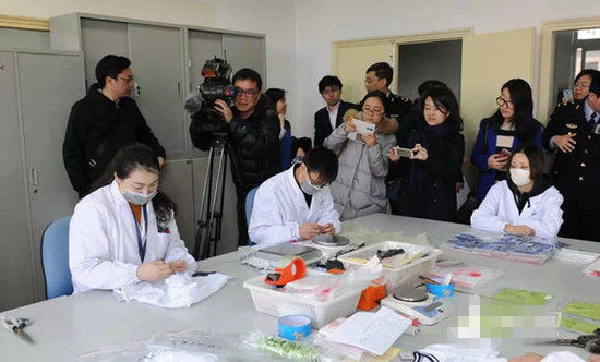 [视频]爱马仕服装9个批次被检出不合格