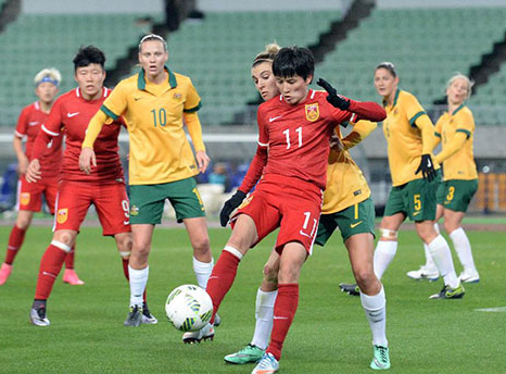 [视频]奥预赛：中国女足11战平澳大利亚 获小组第二出线