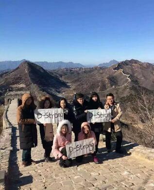 [视频]“长城梦”美国男孩去世 中国网友曾为其圆梦