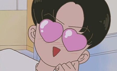 [视频]瞳孔变心形女友大呼浪漫 医生说：这是病得治！