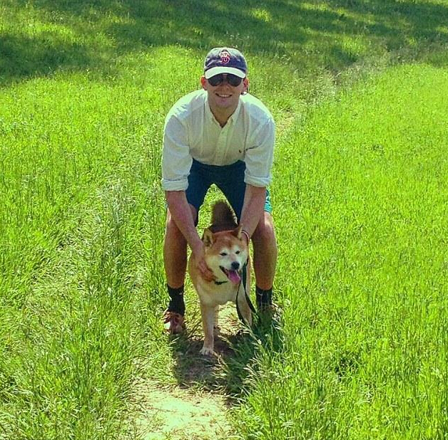 [视频]女孩找亲爹 爹没找到却找到16个兄弟姐妹