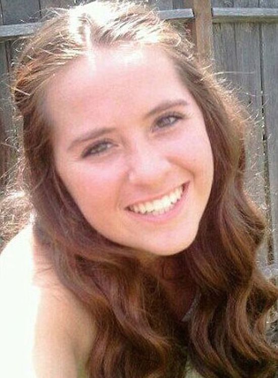 [视频]阿拉斯加航空客机惊险一幕：乘客iPhone窜起火苗