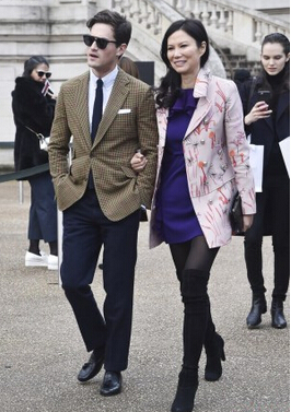 [视频]美媒曝48岁邓文迪 恋上俄罗斯总统普京