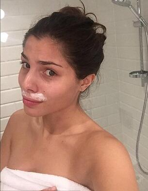 [视频]24岁网红模特发素颜照 被公司嫌丑遭解约