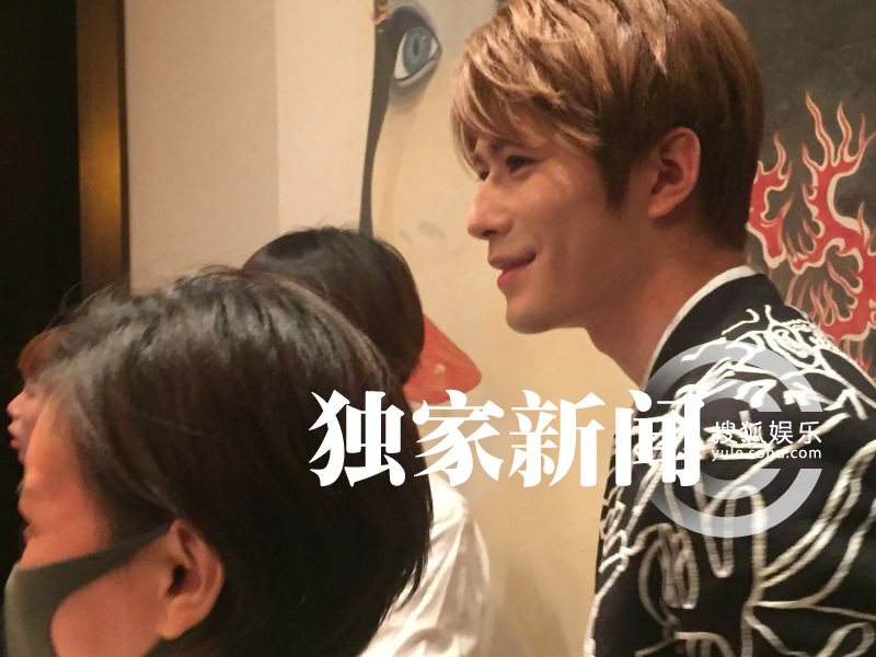 [视频]惊动娱圈半壁江山！章子怡女儿百日宴大咖云集