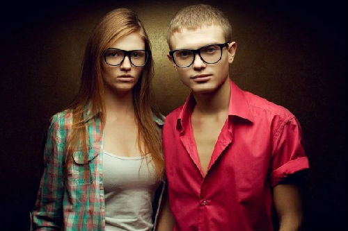 [视频]研究证明确实存在"夫妻相" 生理心理都相似