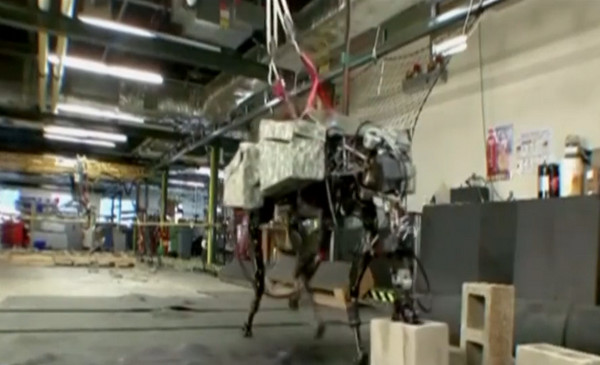 [视频]超能力变为现实？新技术让你用眼神“取物”