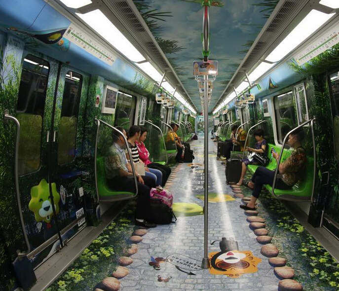 [视频]走入清凉世界！南京地铁车厢变身充满夏日风情