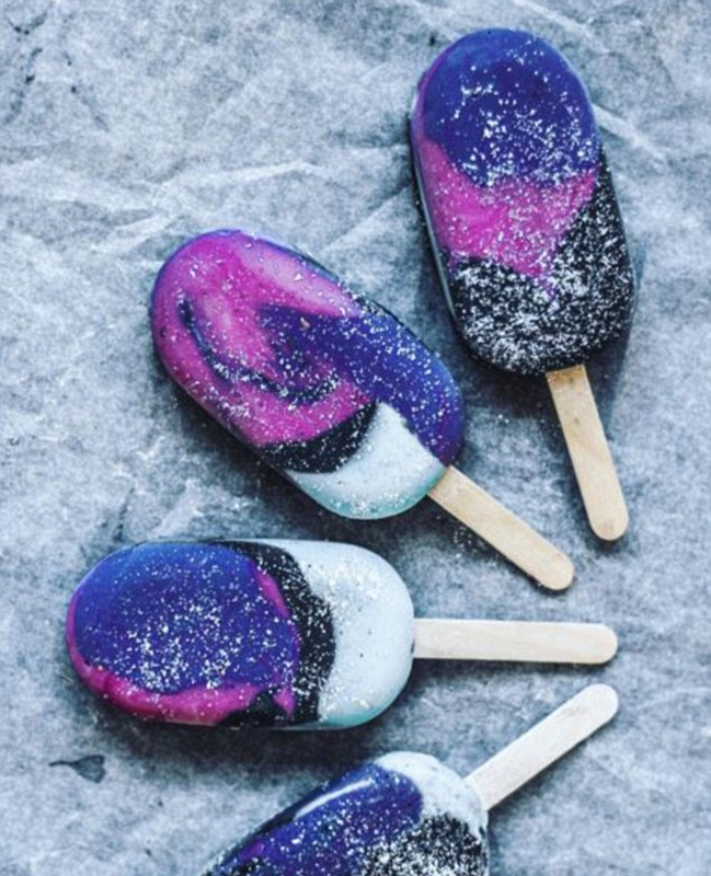 [视频]太空迷有口福了！银河主题甜点超炫酷令人垂涎