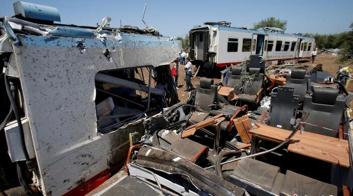 [视频]意大利：火车相撞至少27人丧生 事故是人为过失造成