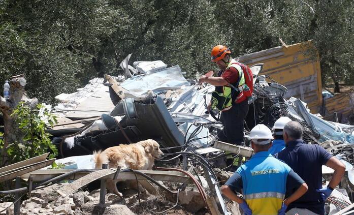 [视频]意大利：火车相撞至少27人丧生 事故是人为过失造成